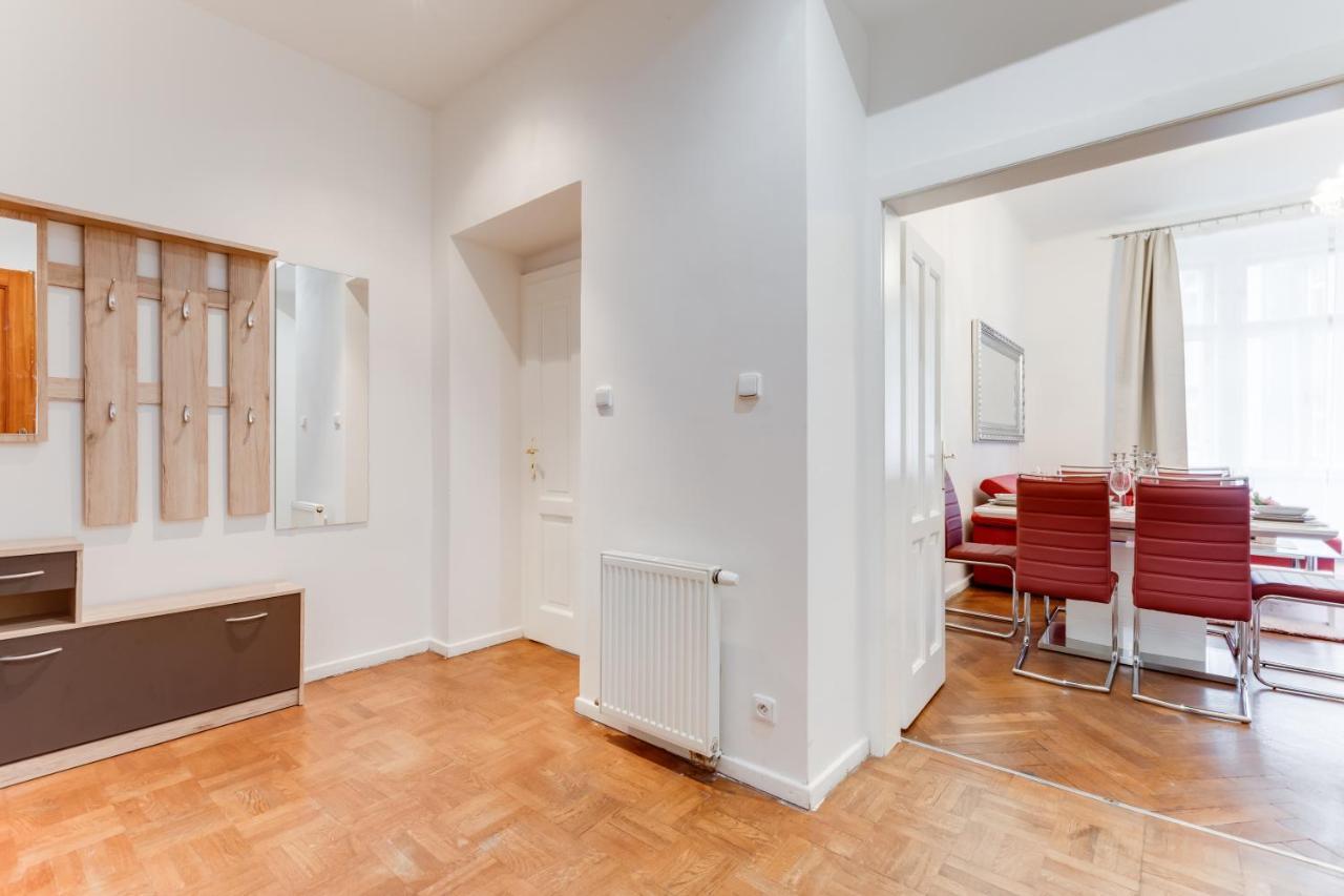 Luxury Riverside Apartments In The Center Of Prag Dış mekan fotoğraf