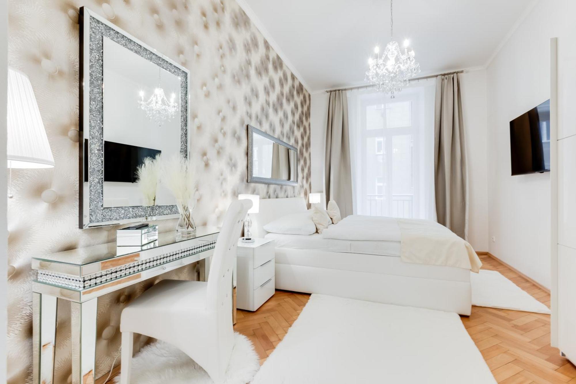 Luxury Riverside Apartments In The Center Of Prag Dış mekan fotoğraf