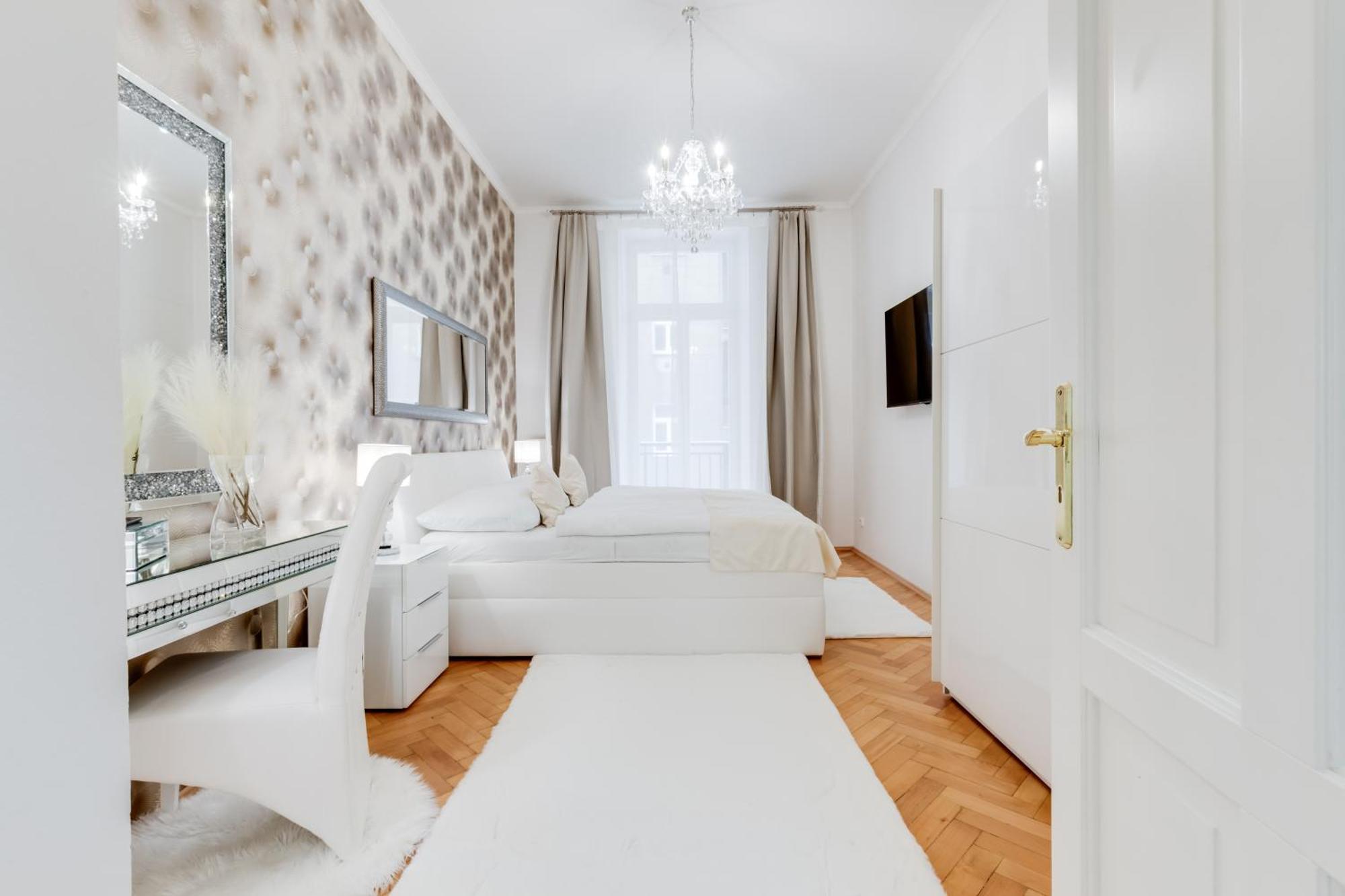 Luxury Riverside Apartments In The Center Of Prag Dış mekan fotoğraf
